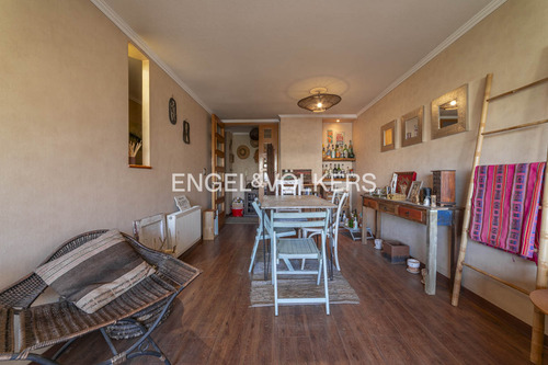 Vende Departamento 3d / Metro Monseñor Eyzaguirre