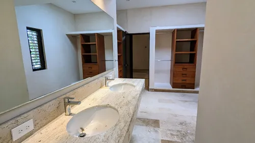 Se Vende Increíble Y Acogedora Casa En El Country Club