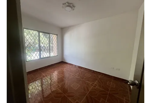 Venta Casa Bifamiliar Con Local En La Floresta Cali