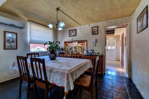 Imagen 15 de 30 de Venta De Casa De 5 Dormitorios En Lausana