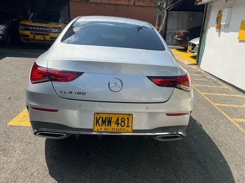 Mercedes-Benz Clase CLA 1.3 Cla 180 Amg Line At