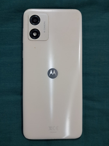 Moto E13 32 Gb Beige (Usado)