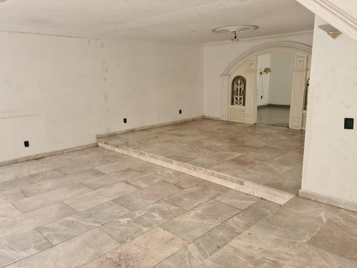 Imagen 3 de 14 de Casa Ideal Para Oficina En Venta En Carretas Qro