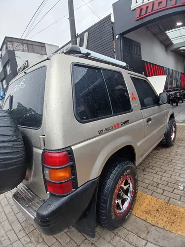 Mitsubishi Montero 2.4 V11