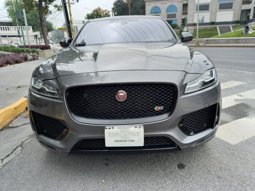 Imagen 8 de 11 de Jaguar F Pace S V6 2019