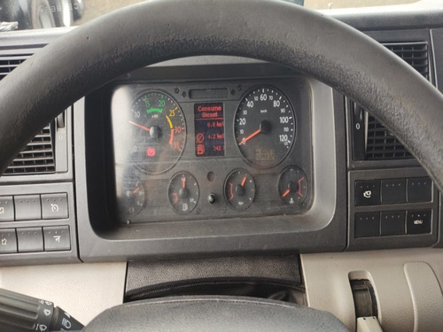 Vw 24-250 2010 6x2 Sider