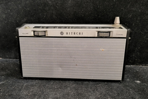 Radio Antigua Portátil Hitachi A Transistor Funcionando (Usado)