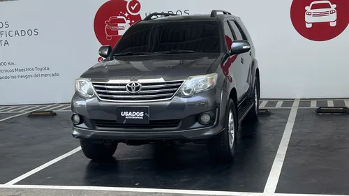 Toyota Fortuner 2.7l 4x2