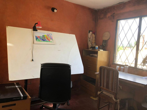 Imagen 17 de 22 de Casa En Venta En Ituzaingo Con Cuatro Dormitorios