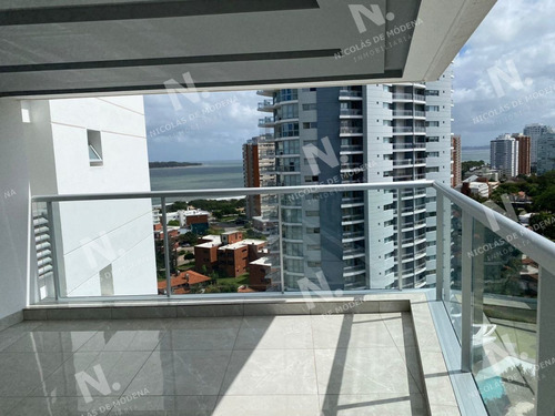 Imagen 21 de 30 de Miami Boulevard, Playa Mansa, 2 Dormitorios , A Pasos Del Mar