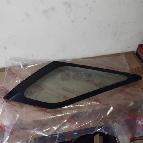 Vidrio Ventana Trasera Derecho Toyota Fortuner 2007/