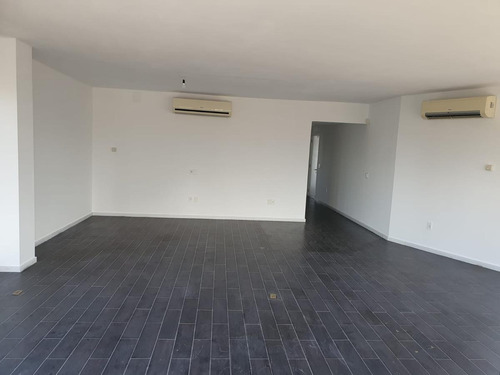 Imagen 9 de 30 de Oficina - Ciudad Vieja
