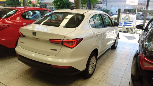 Imagen 6 de 25 de Fiat Cronos Mt5 Pack Plus Tu Okm Financiado Por Cupo ( Men)