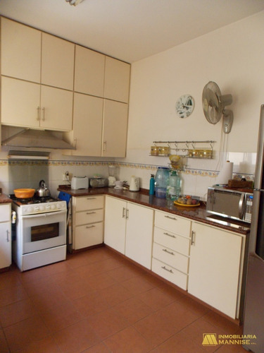 Imagen 12 de 17 de Excepcional Casa En Venta. José Pedro Varela 1122 (ubicación Céntrica)