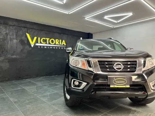 Nissan NP300 Frontier 2.5 Le Aa Mt