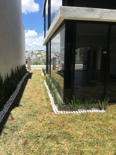 Imagen 4 de 14 de Casa En Venta Lomas De Juriquilla
