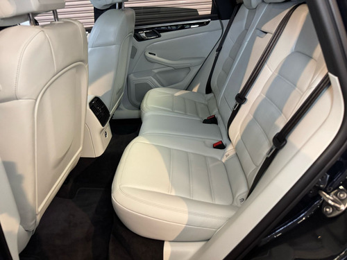 Porsche Macan 2.0 Turbo