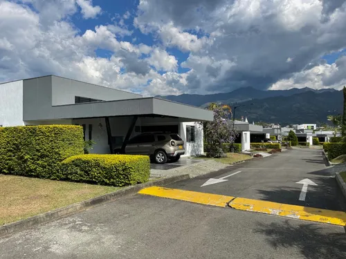 Casa Campestre En Venta - Calarca