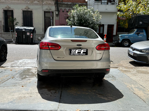Ford Focus III 2.0 Sedan Se