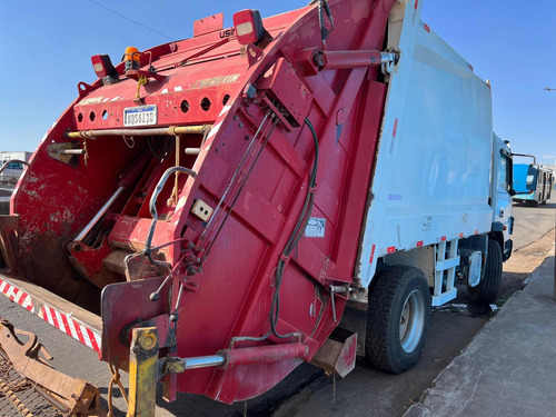 Imagem 7 de 7 de Atego 1729 2019 Apenas 60000 Km Com Conpactador Usimeca