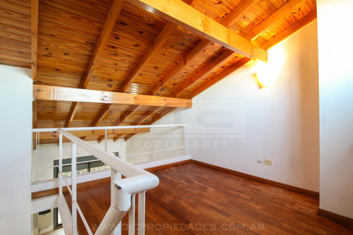 Departamento 3 Ambientes Con Balcon. Prox A Av Centenario