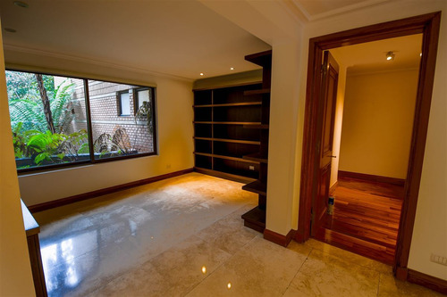 Departamento En Venta De 3 Dorm. En Las Condes