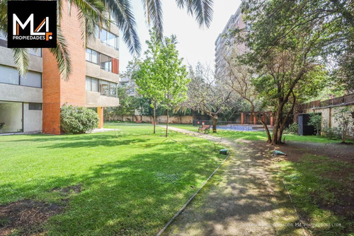 Departamento 4 Dorm. Con Excelente Ubicación De Providencia