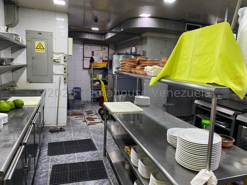 Casa Comercial Con Fondo De Comercio En Venta En Bello Monte