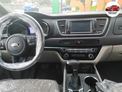 Kia Sedona 2.0 Lx At