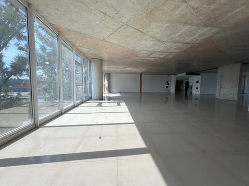 Venta De Oficina En Acceso Oeste Km41 Moreno Buenos Aires