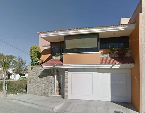 Casa Economica En Venta - Casa Adjudicada - 22 Nte. 212
