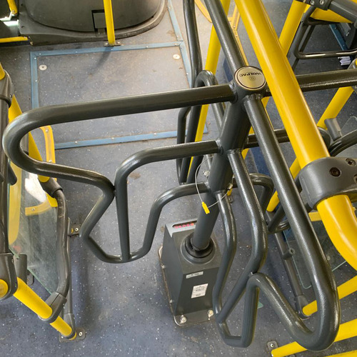 Urbano Caio Apache Vip Mercedes-benz Of 1724 2021 +ar