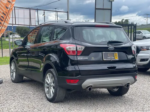 Ford Escape 2.0 Titanium