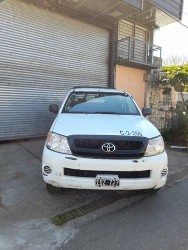 Imagen 4 de 9 de Toyota Hilux 4x2 Dx Pack 2.5 Td