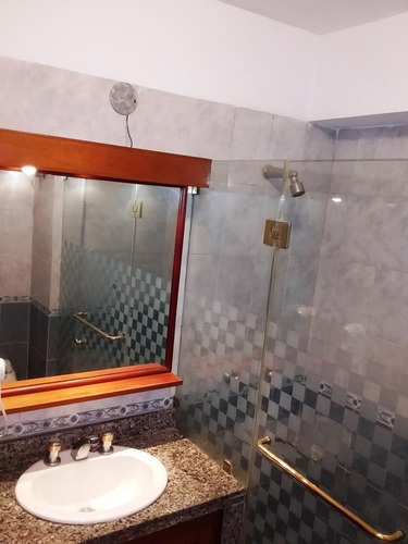 Imagen 12 de 18 de Se Alquila Bello Apartamento En Las Esmeraldas