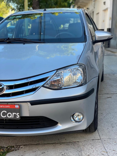 Toyota Etios 1.5 Sedan Platinum
