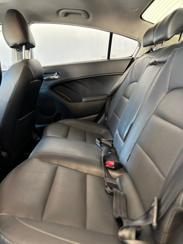Kia Cerato 2.0 Sx At6