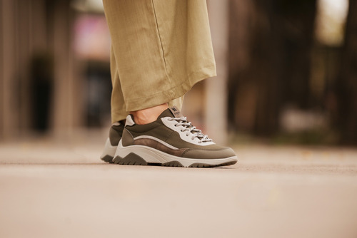 Zapatilla Atypical Ivette Verde Militar