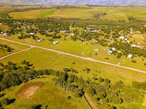 Coyhaique (64864)