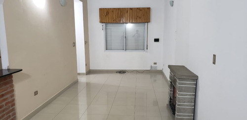 Hermoso Chalet De Categoría + Departamento 2 Amb. Ideal 2 Familias