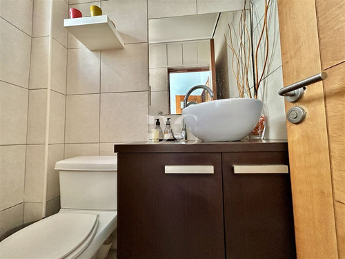 Casa En Venta De 3dorm En Suite Chicureo Poniente Colina