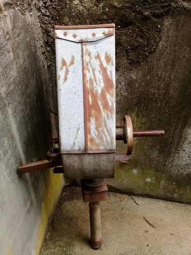 Imagen 6 de 9 de Molino De Viento Para Agua Completo.