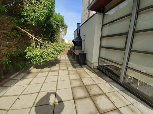 Vende Depto Un Dormitorio En Condominio Full Conectividad