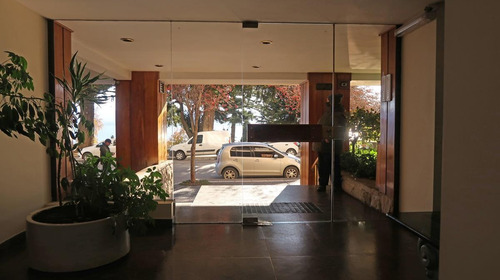 Imagen 15 de 19 de Departamento 1 Dormitorio Pleno Centro Frente A Costanera Lago Nahuel Huapi