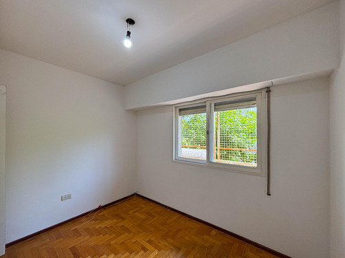 Departamento De Oportunidad Con 2 Dormitorios Y Terraza Exclusiva, Alquilado