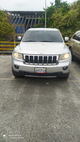 Imagen 2 de 10 de Jeep Gran Cherokee Limited 4x4