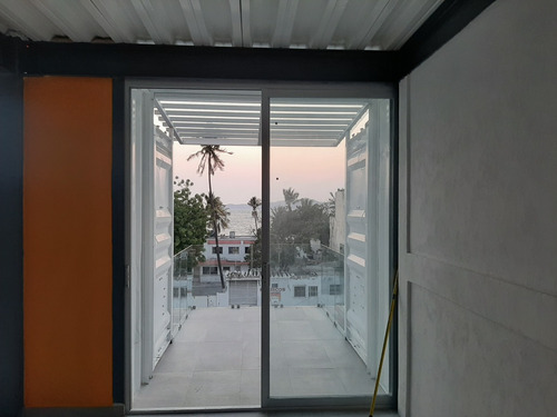 Se Rentan Oficinas Con Excelente Ubucación, Av. Teniente Azueta En El Puerto De Manzanillo, Colima.