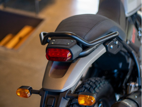 Imagen 19 de 25 de Royal Enfield Scram 411 Graphite Red Entrega Inmediata