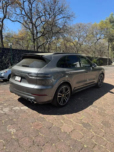 Porsche Cayenne 4.9 Turbo At