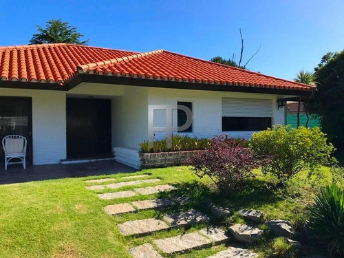 Imagen 2 de 13 de Casa En Venta Punta Del Este 5 Dorm, 2134 M2 #1752